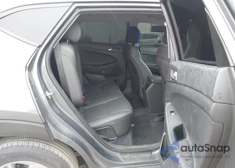 2017 Hyundai Tucson Se Plus from USA, damaged, VIN KM8J33A44HU404627